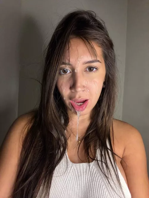 I'm your pretty cum slut girl, Daddy. 