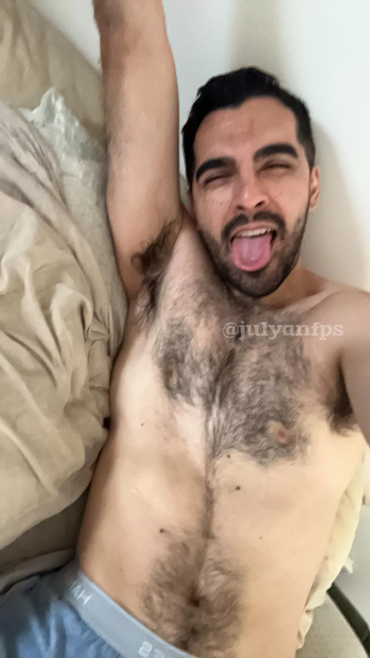 Just woke up with a smile on my face 😜 how about you?