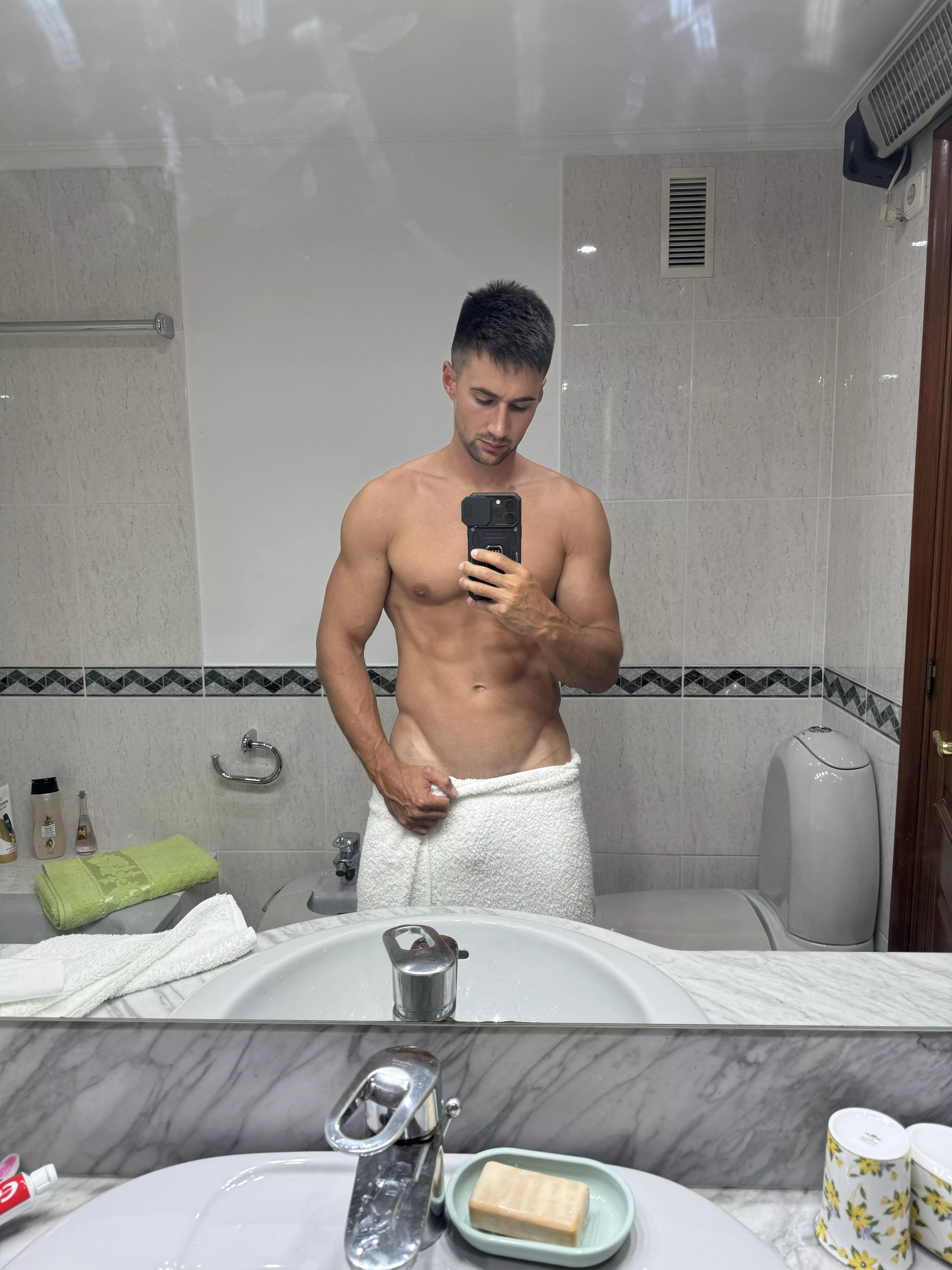 Nice V to brighten up the day a little