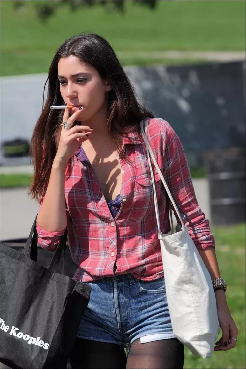 Smoking while shopping 