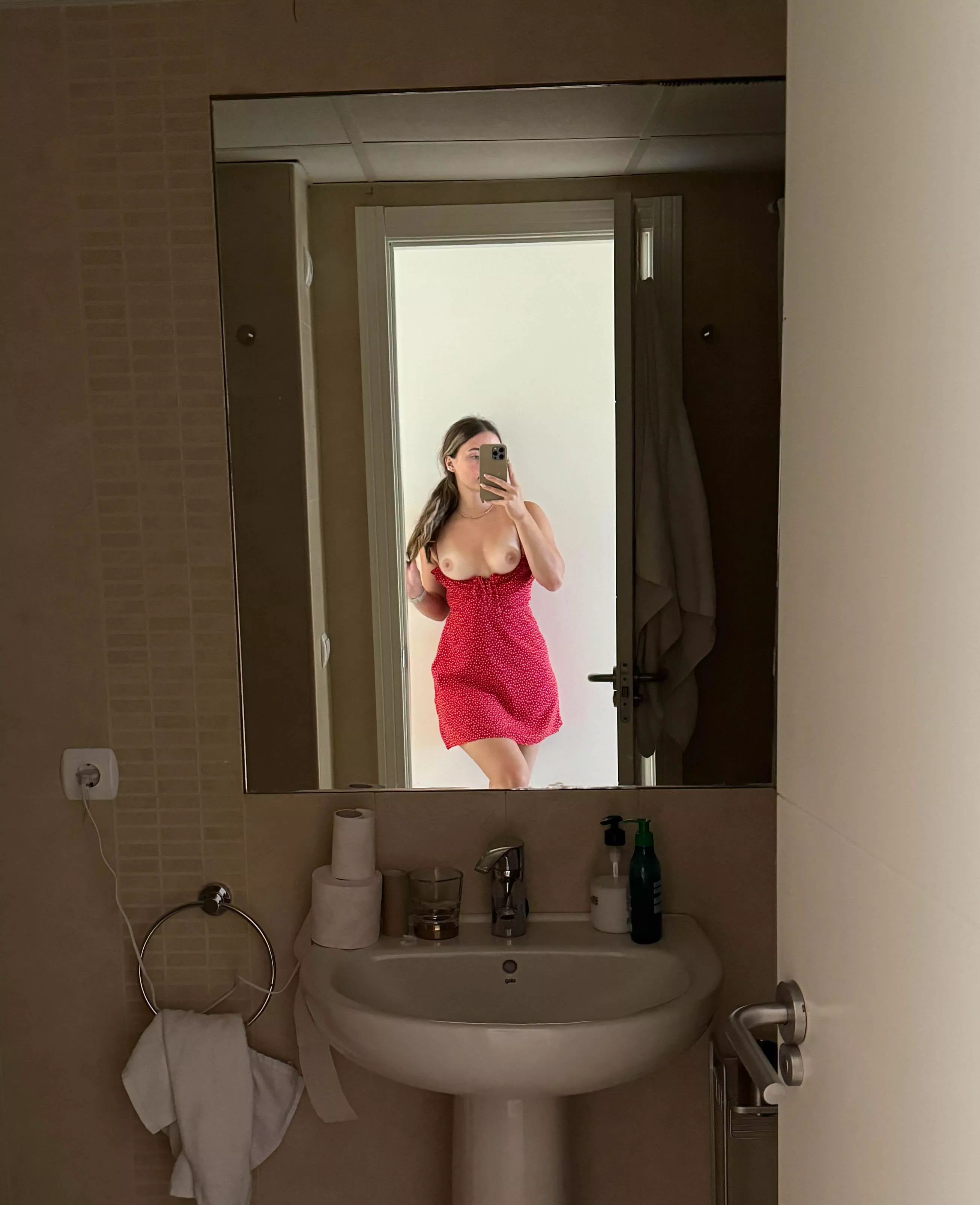 Some nice titties for brunch