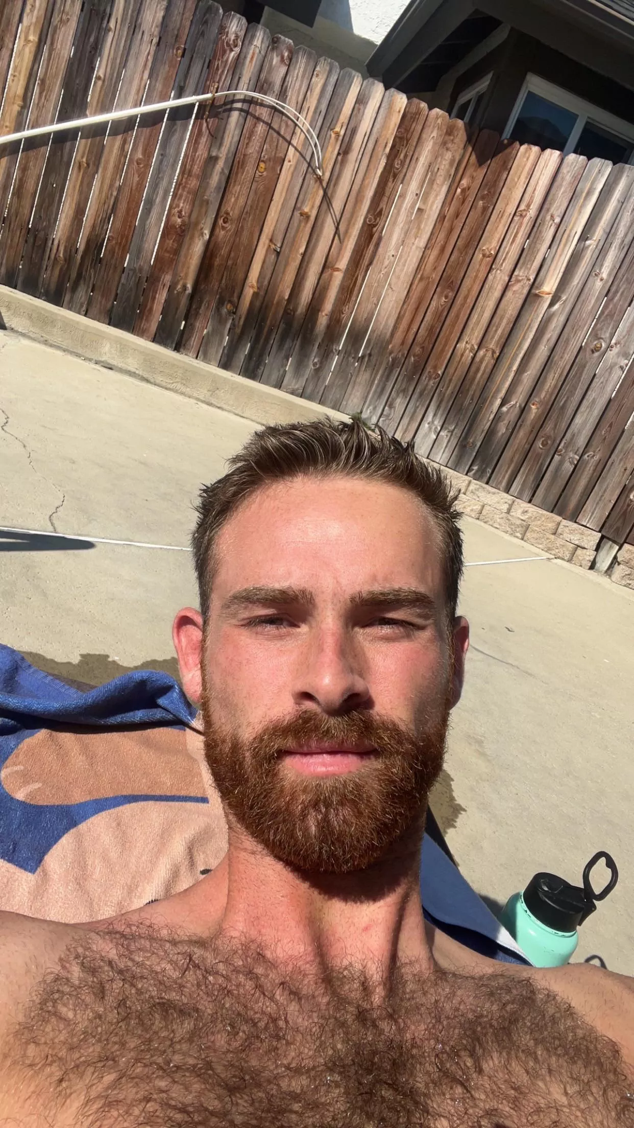 Sun in October means tan lines year round😎