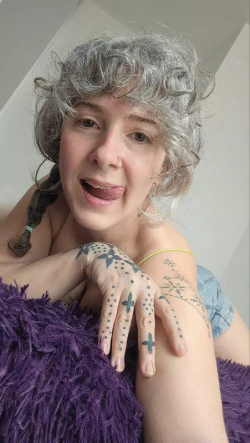 What do u think of my hand tattoo 🫳🖤? 