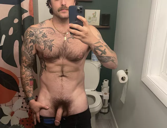 Words cannot describe how much I love eating pussy