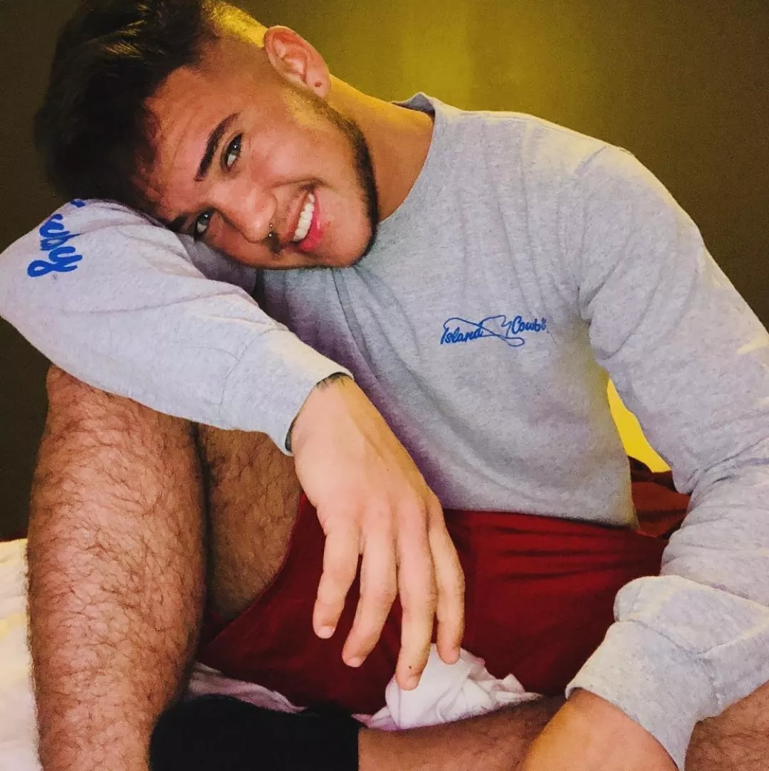 Anyone up for some chat would be great. 
