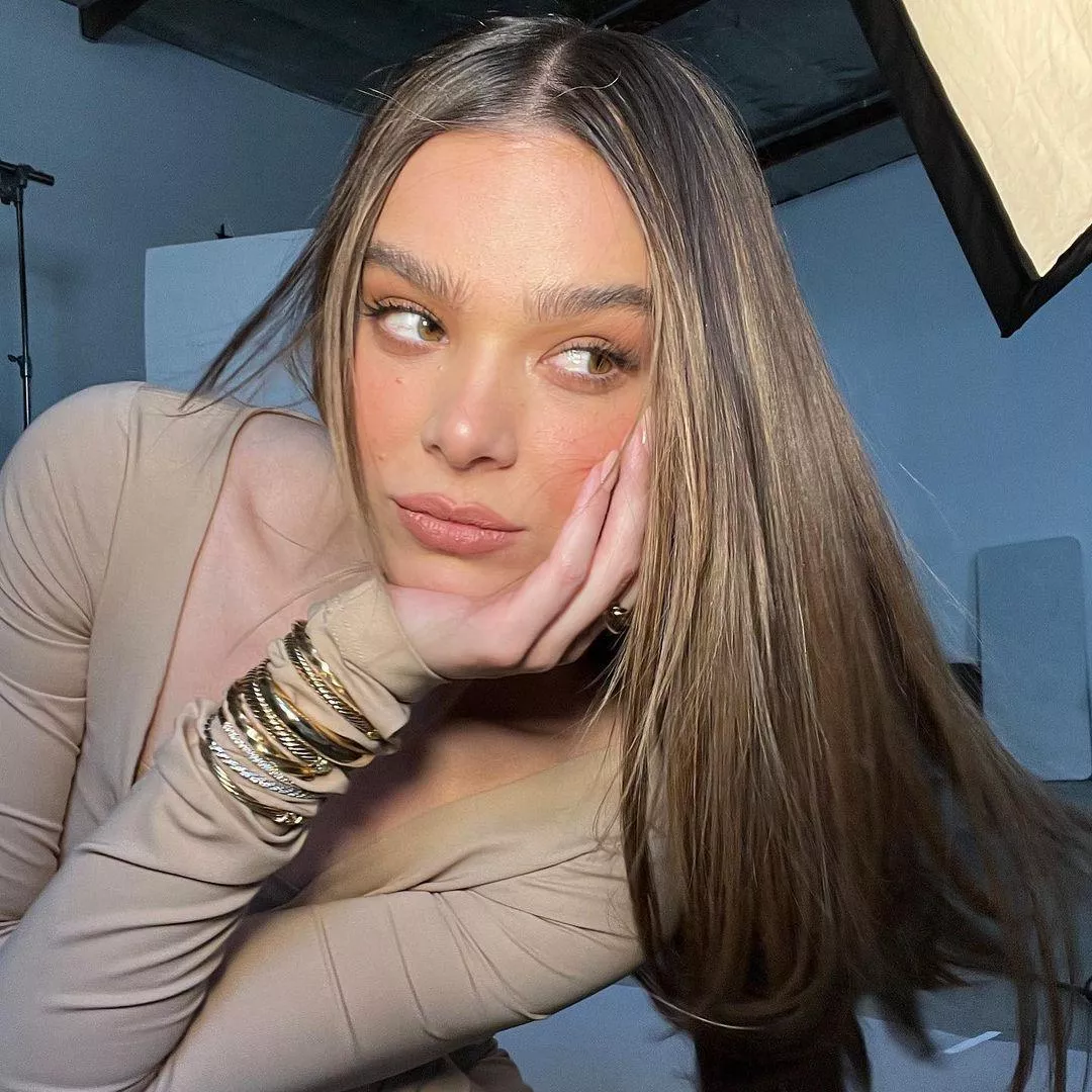 Hailee Steinfeld