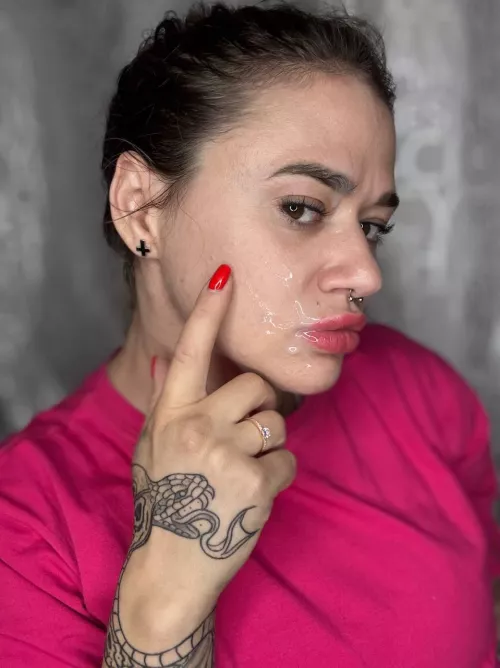 I’m milf with a face full of cum