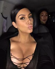 kim is so pretty 