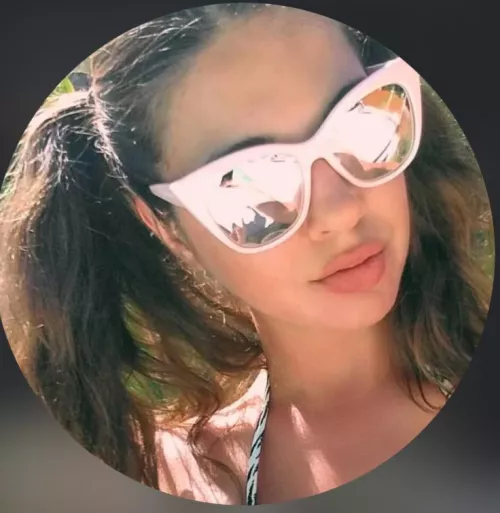 She changed her instagram profile again.