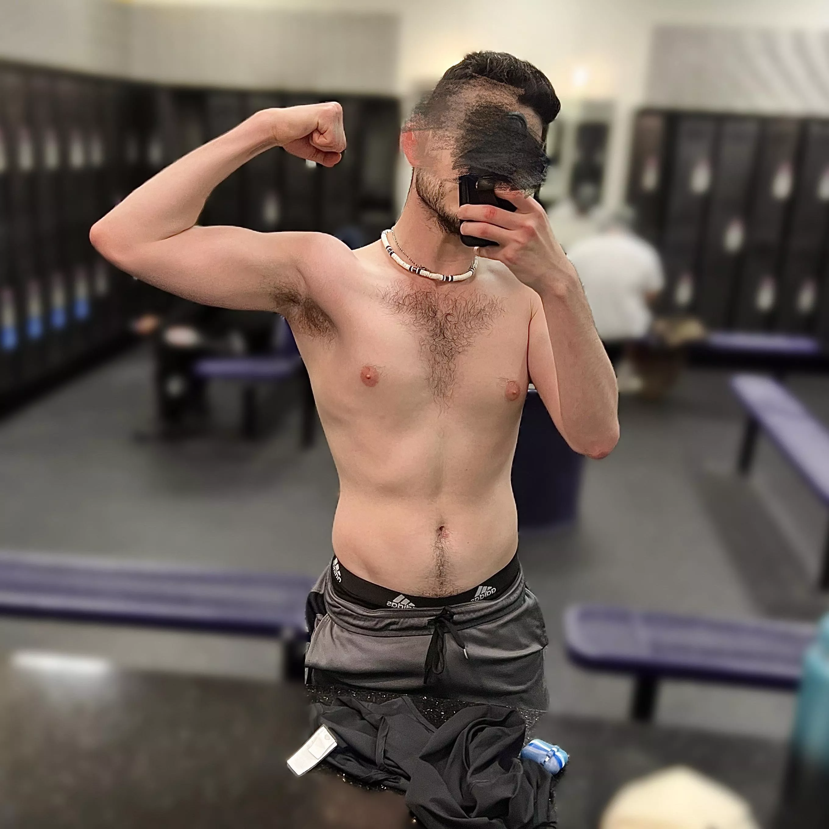 The locker room stinks bro😮‍💨🔥