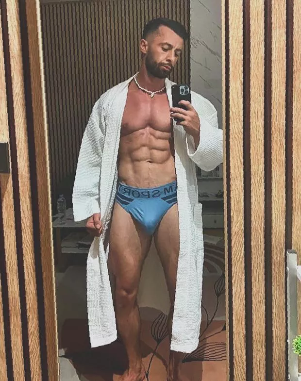 Bulge alert: This man's bulge is ready to burst out! 