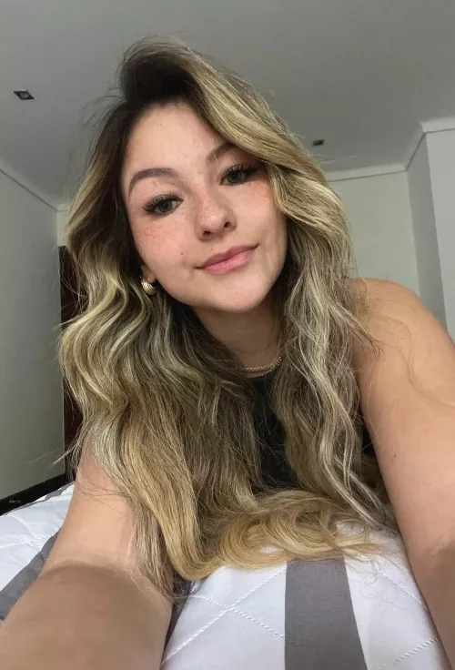 I get butterflies when I think of an older guy manhandling me, any volunteers?
