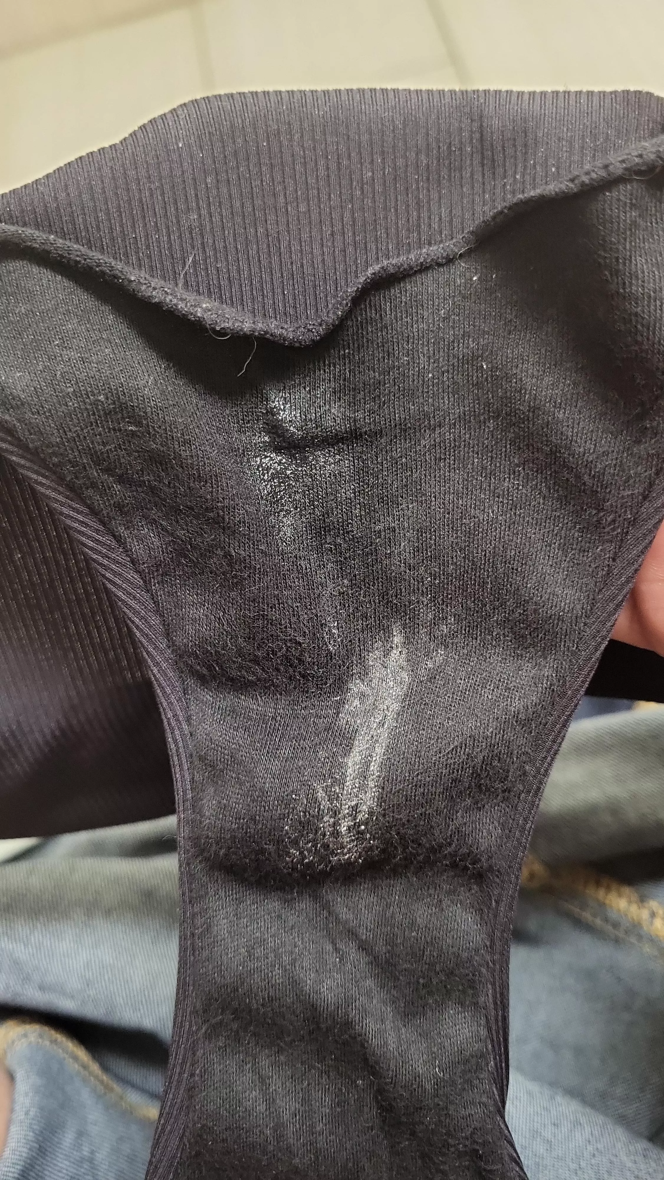 My wetspot while sexting at work! Let's see if I can soak my jeans :)