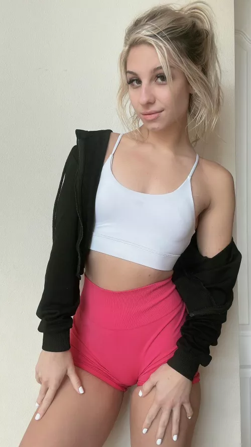 Where do your eyes go first?