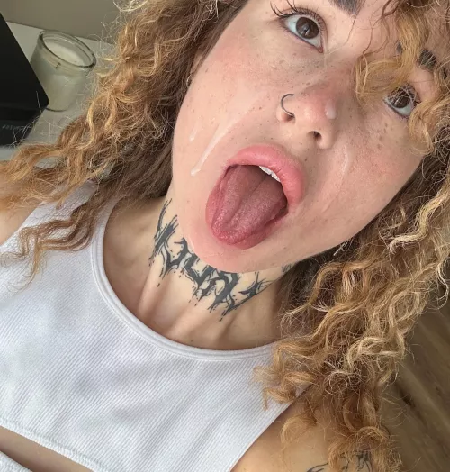 Yeah, daddy, thank you for the award