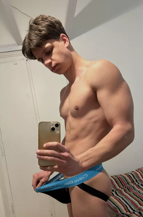 (20)Do you like boys in jockstrap?