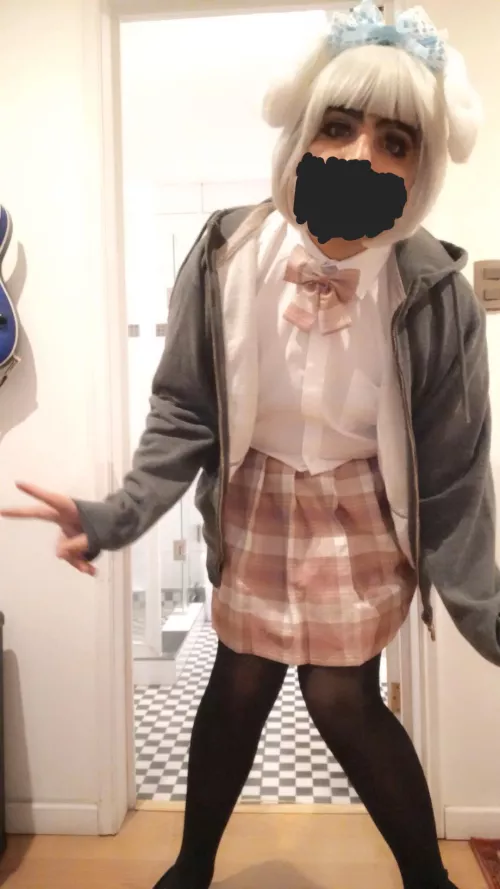 5'10 school girl femboy 😎