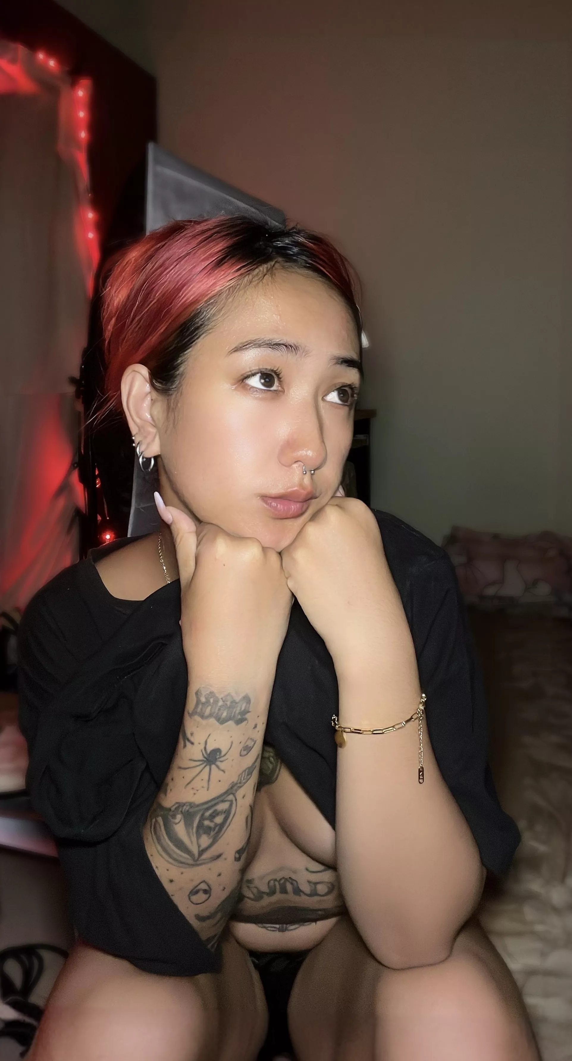 are you into goth girl ?