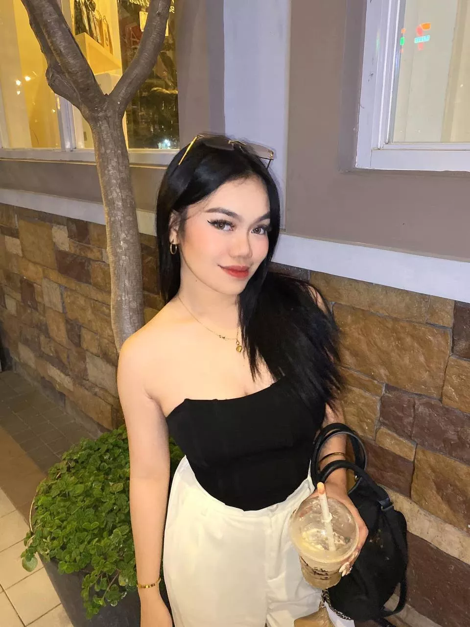 Do you like Pinays as your girlfriend?