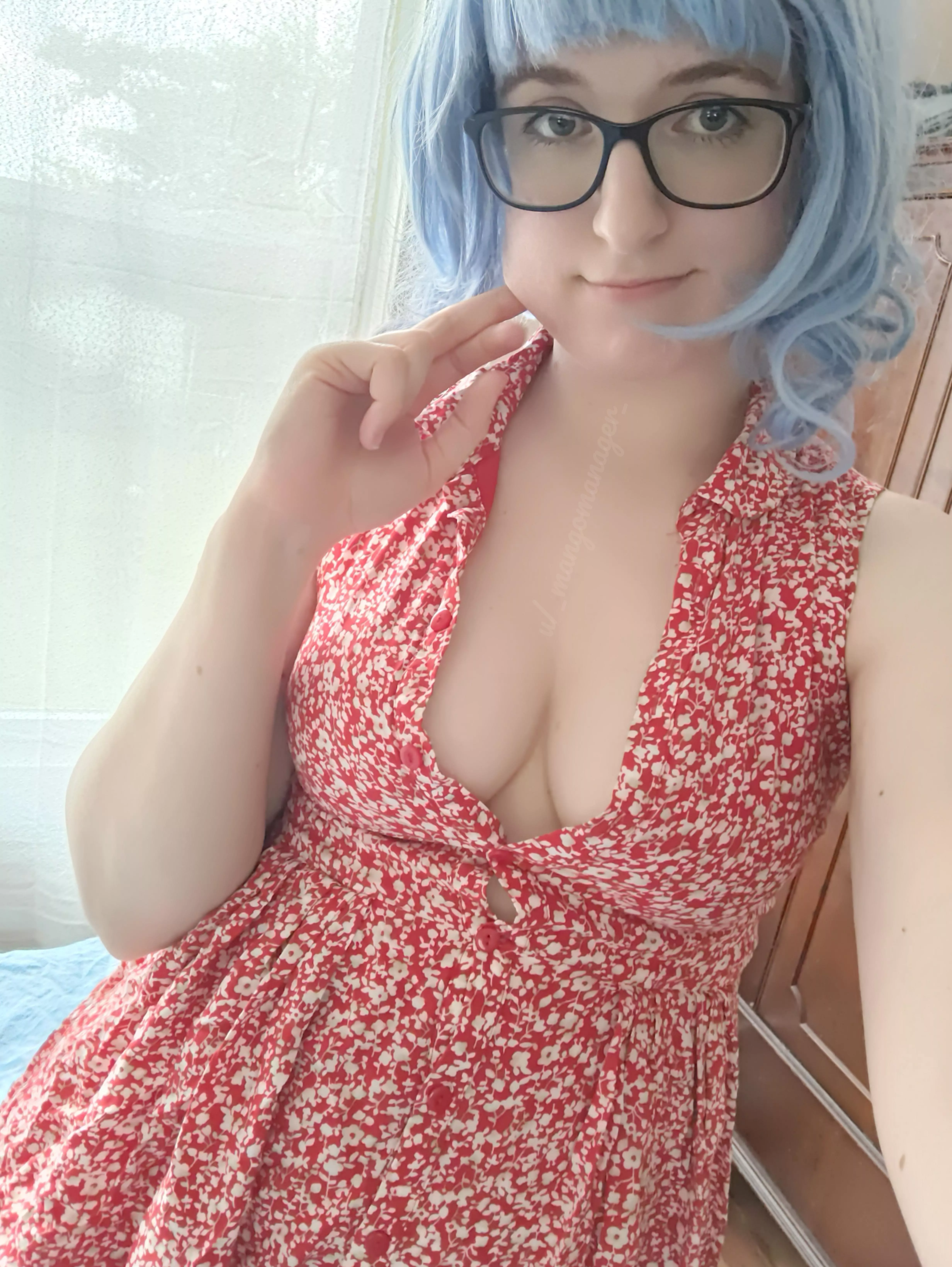 Don't you just wanna pinch those cute cheeks