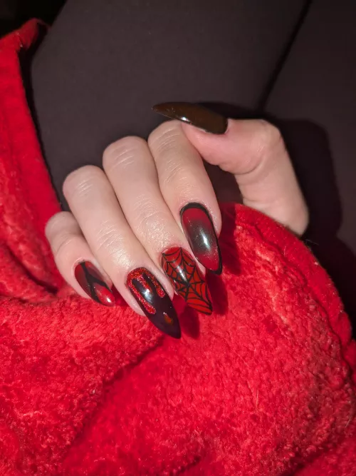 guys.. look at these, I love them so much 🩸♥️💉