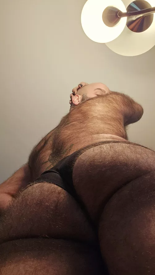 hairy all over...🖤