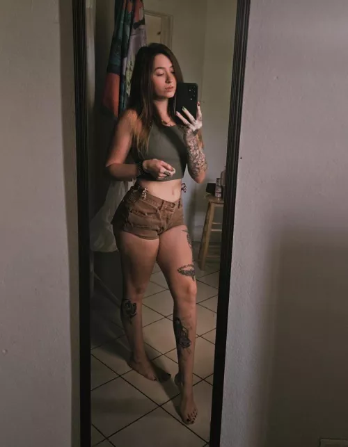 Healthy and glowing. Vibes are on point today.