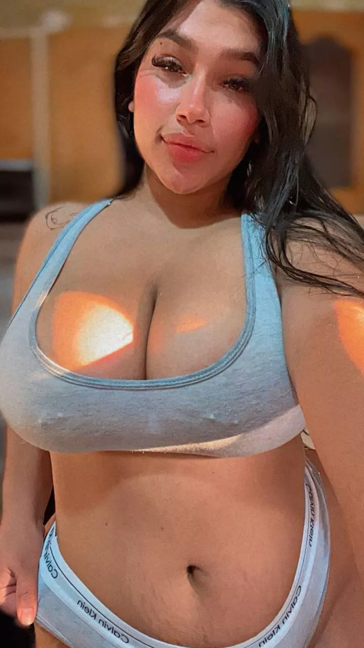 I hope there are still a few that can appreciate chubby babes