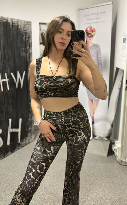 I hope you like my mirror selfie