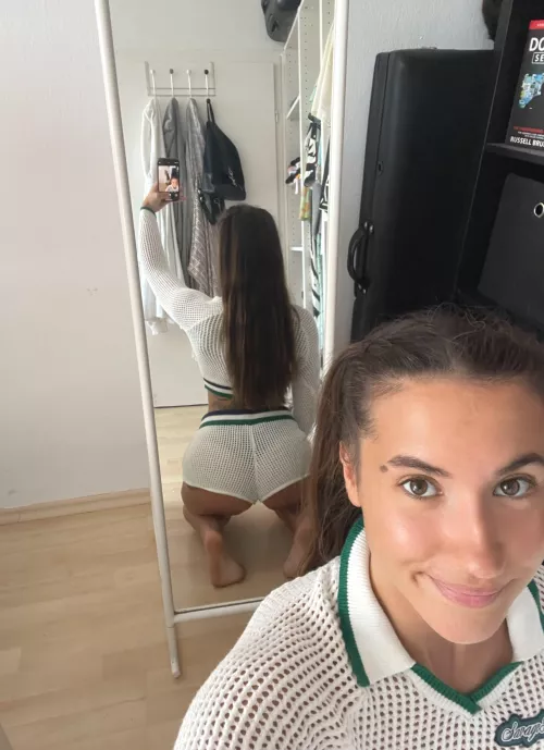 If you're into huge ass like these ... I love you