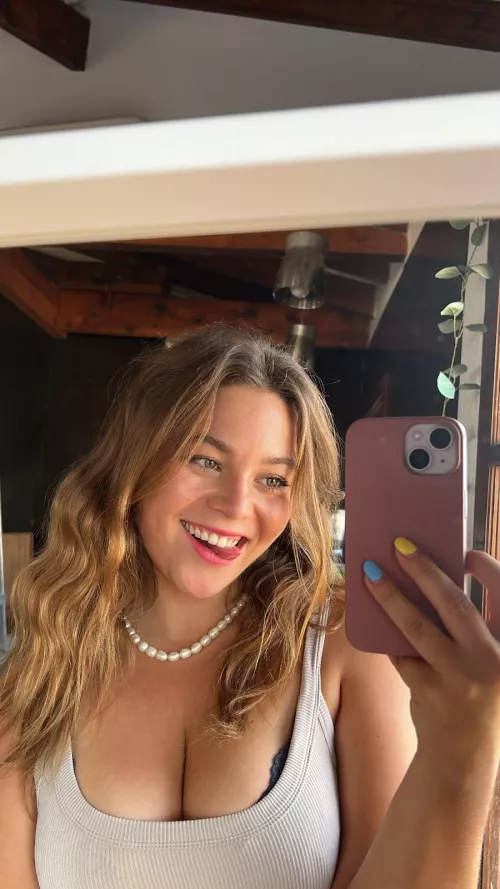 It makes me happy when I make someone hard