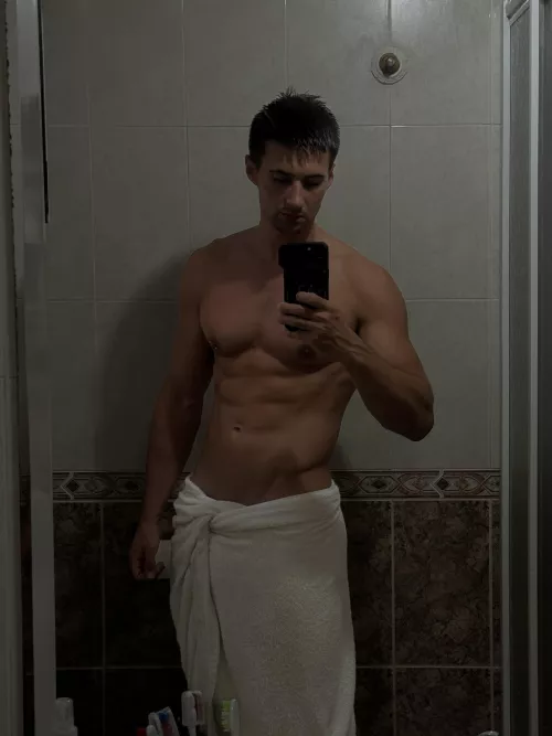 Lets take a shower together to save water