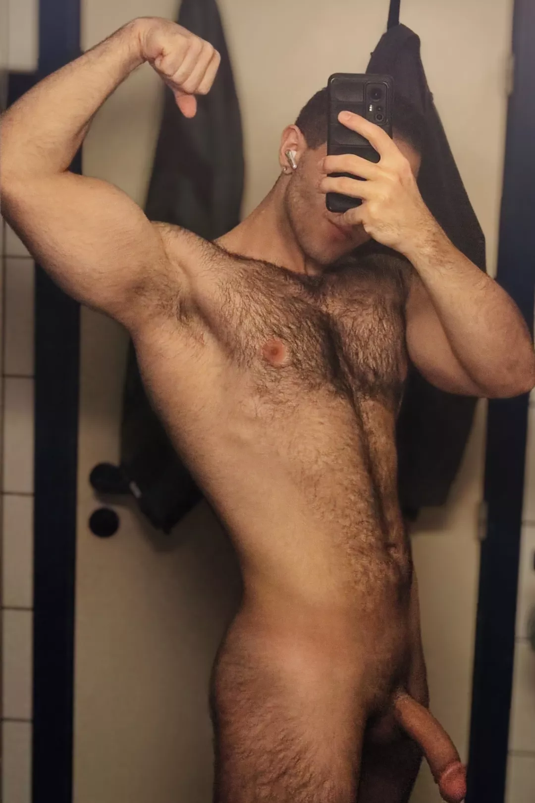 lick that pit while im flexing my arms (23)