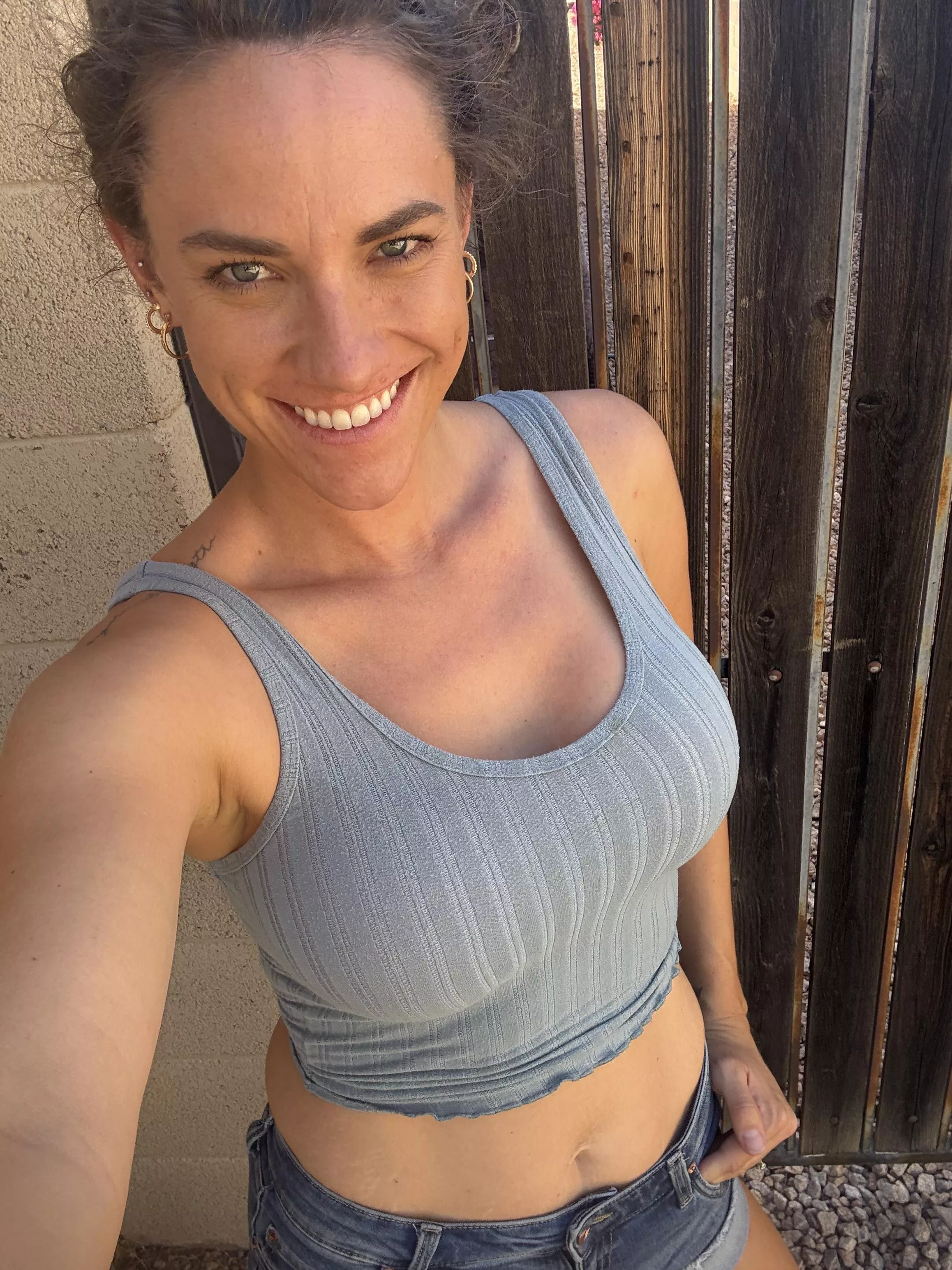 My belly is one of my fave features 