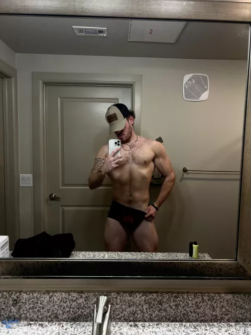 Run that tongue all along my body 