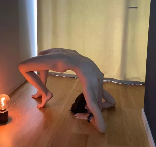 Strong, shapely legs and an amazing tummy because 