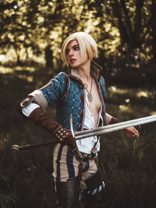 Ves - Unknown Cosplayer (Please, share the source if you know)