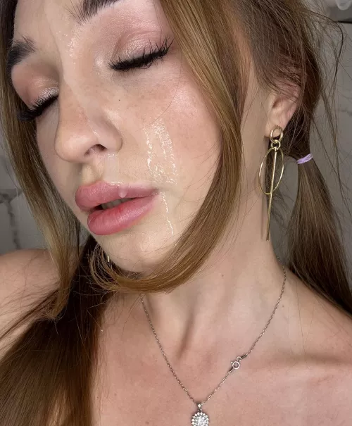 Who likes those delicate plump lips