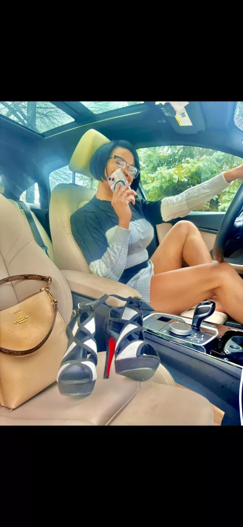 Your girl is on the grind