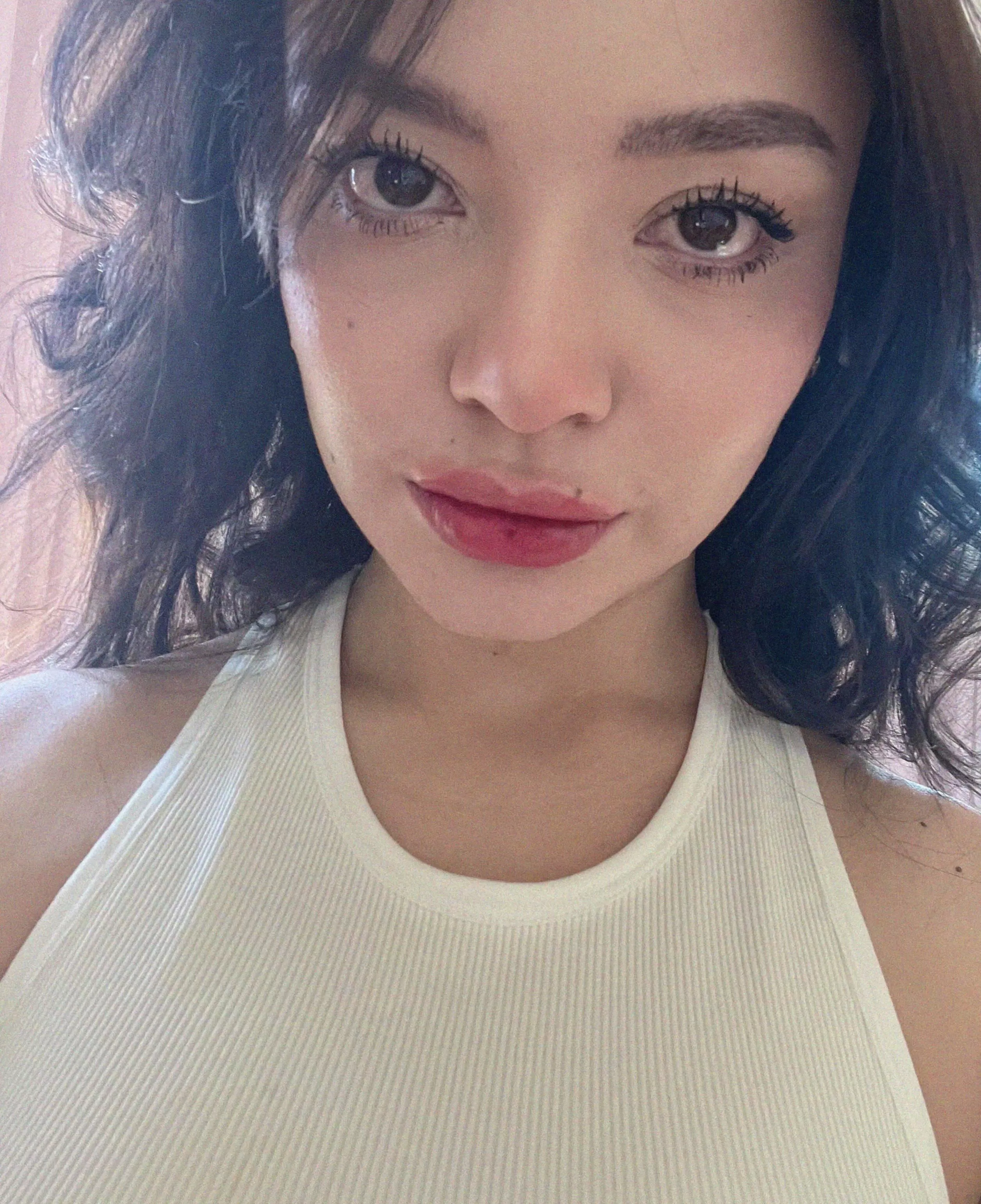 21[F4M] open for a hookup no strings