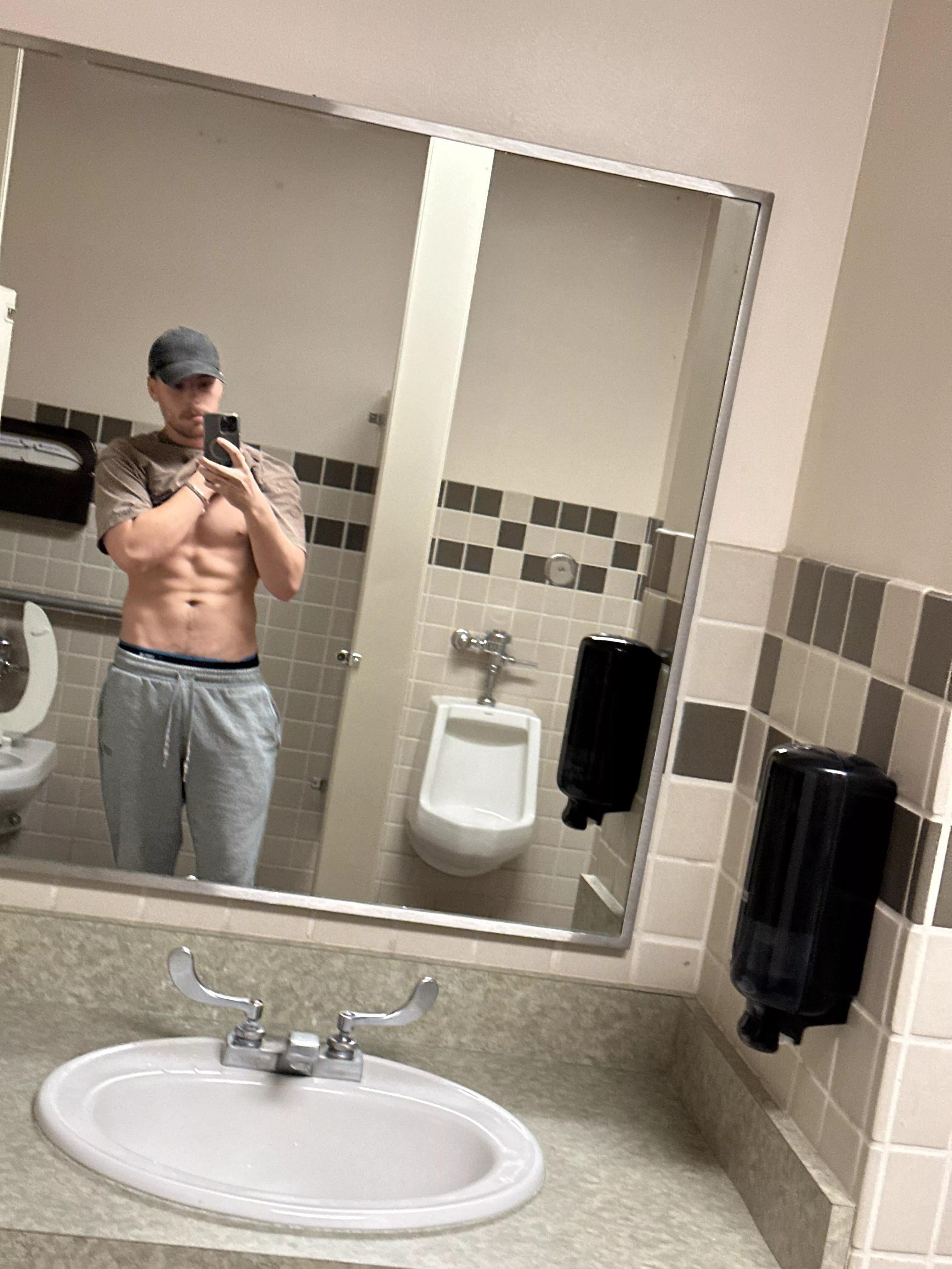 23 M4 F/FM anyone free after noon today? Got some steam I need to blow