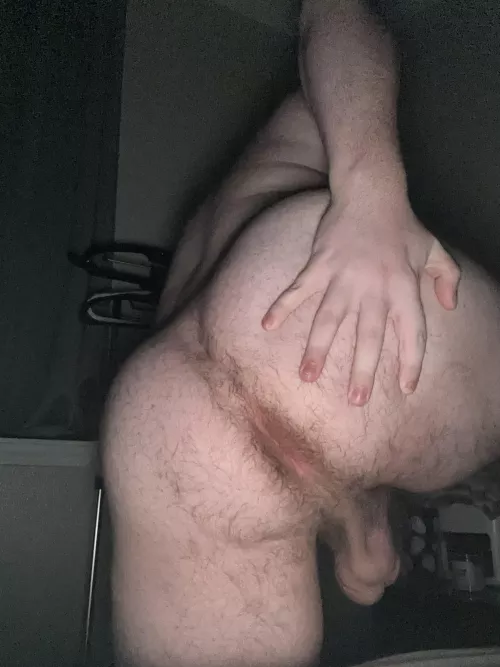 24. Anybody want my ass? DMs are always open <3