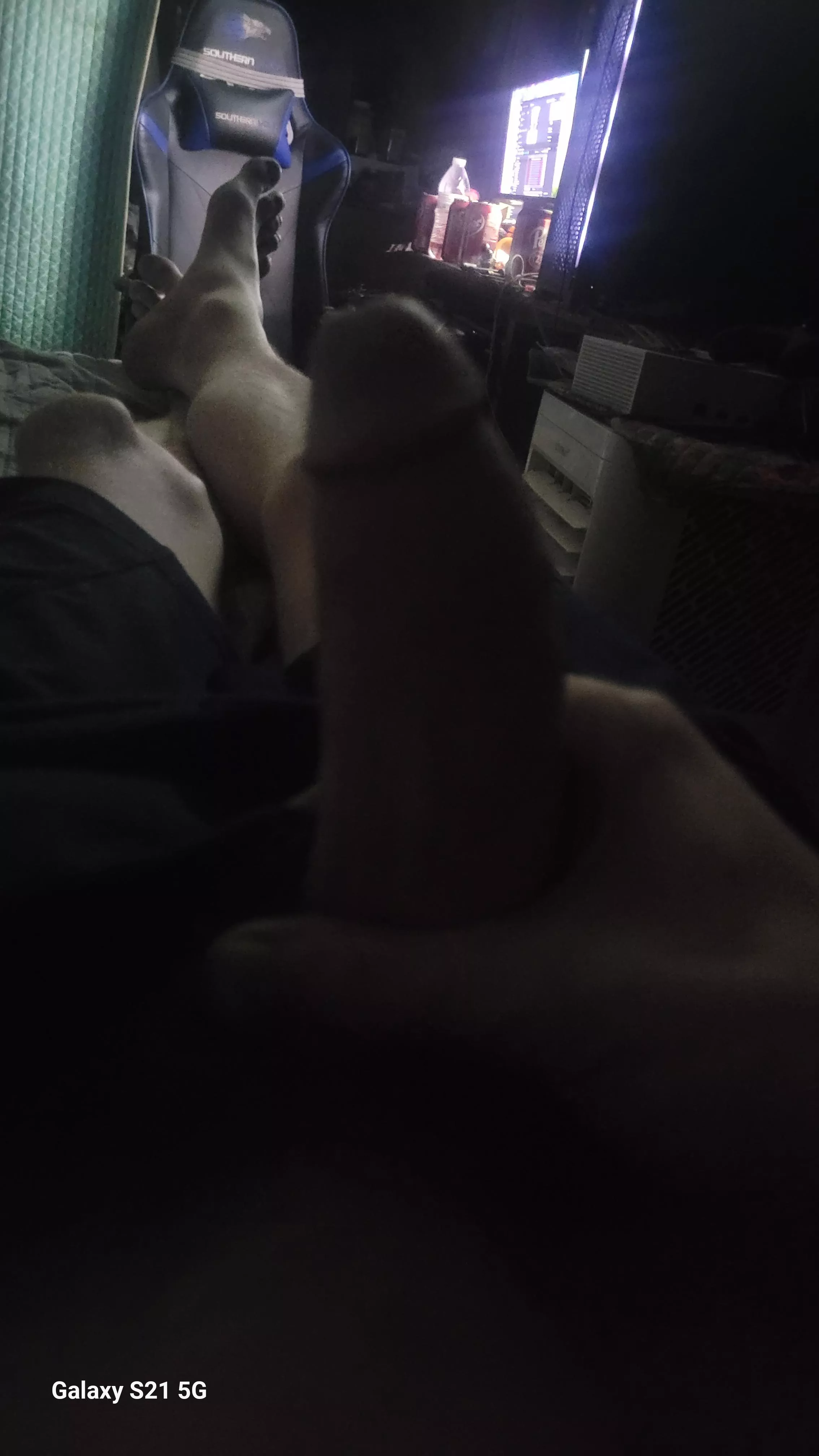 25[M] 4 F hopefully unhappy wife