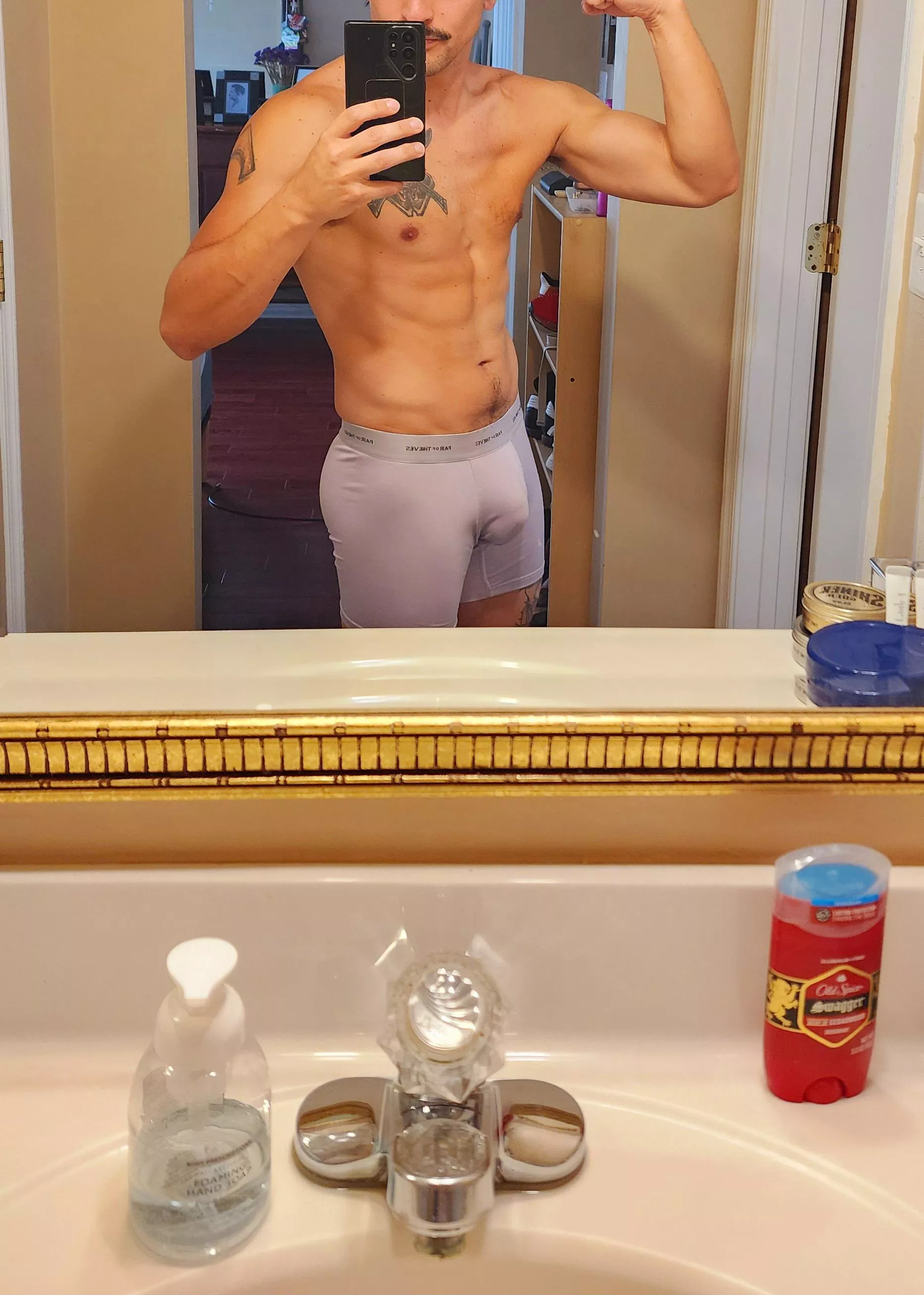 32M in NOVA, looking for fun