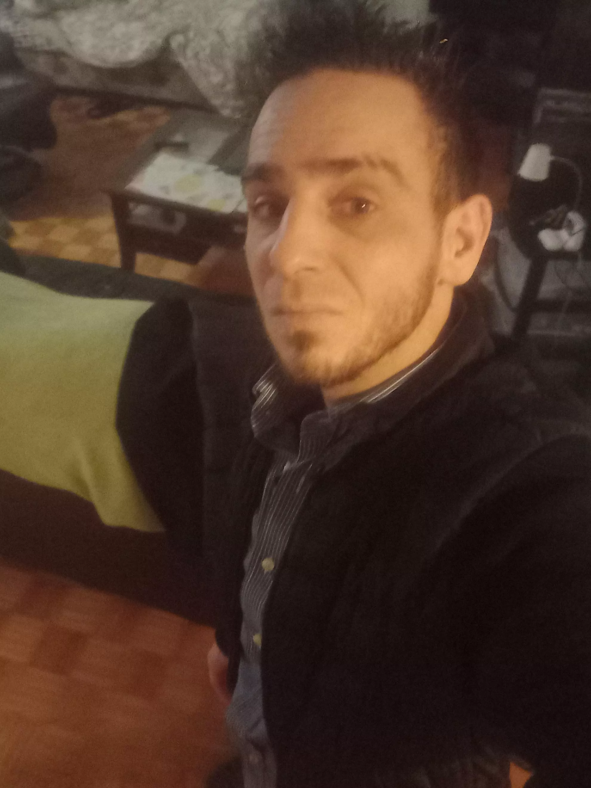 38h de hull..mademoiselle proche??