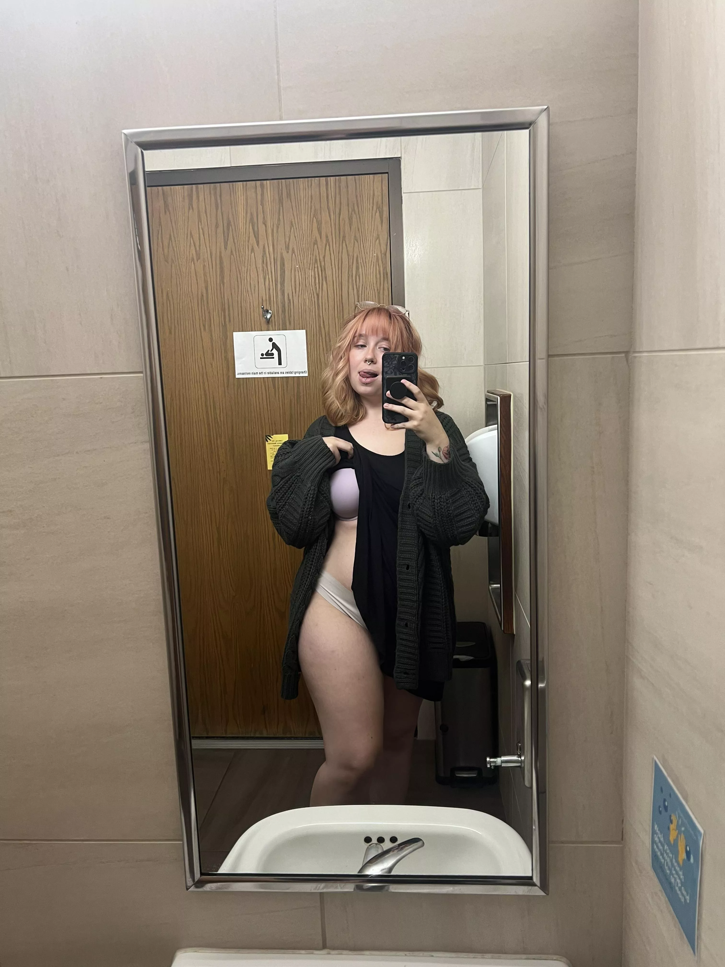 A lil peak at work 😉