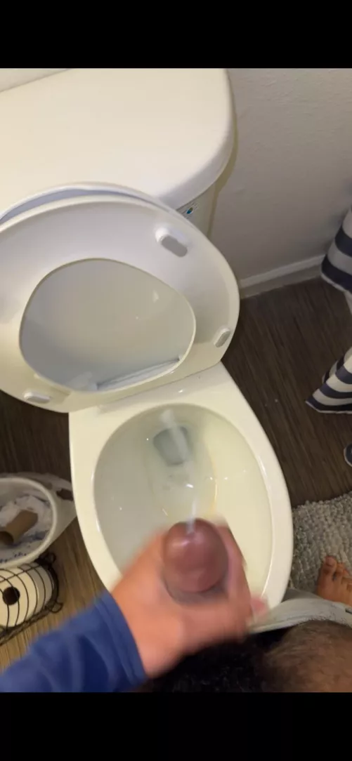 Age 23: Who’s tryna shoot some ropes with me 🥰 any uncut BWC OR BMC in Tempe🥰