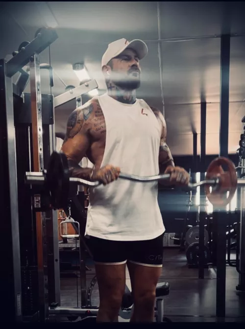 Anyone need a Bull Friday daytime 