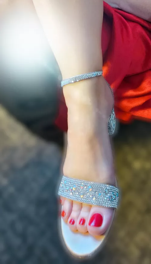 Anyone worthy enough to please these feet?