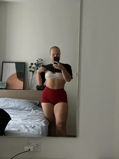 Are you slowly getting hooked with my gym fits.